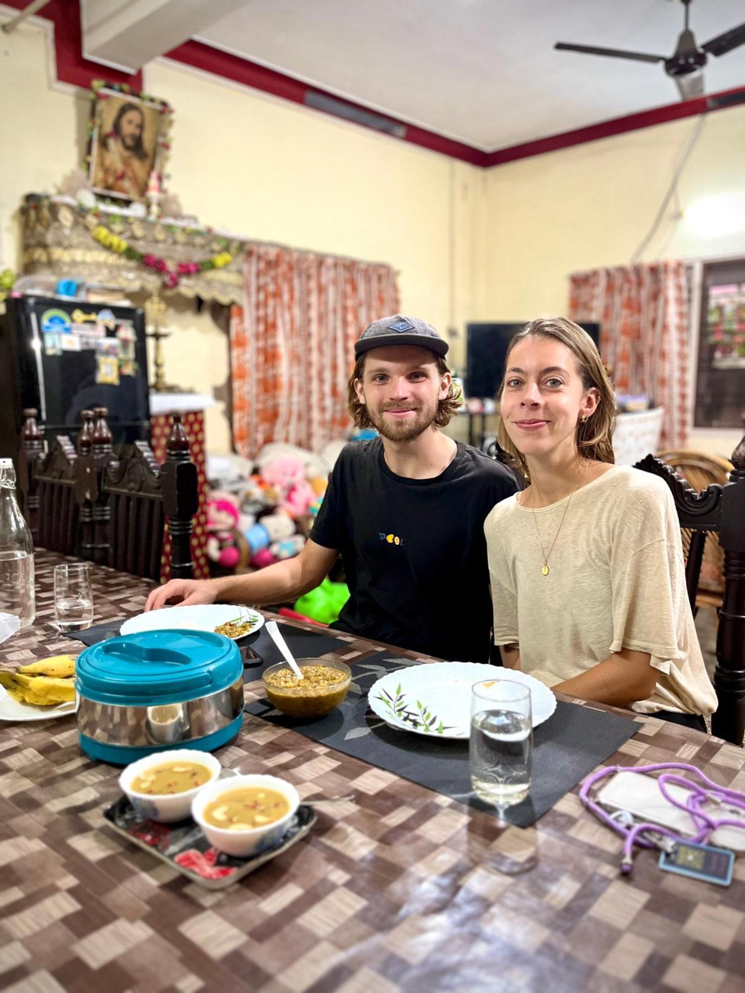 Benheal Homestay Kochi Eksteriør bilde